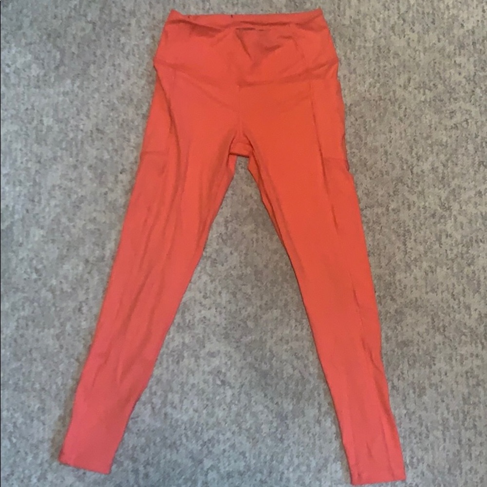 Victoria’s Secret Sport leggings with pockets